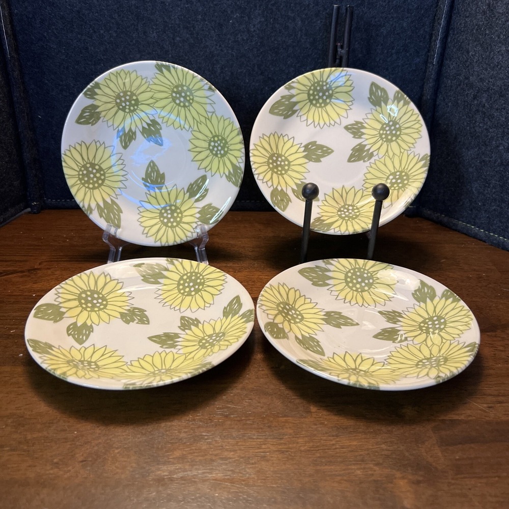 🌻 Vintage Sunshine ROYAL CHINA 6" Saucers Sunflower Pattern 🌻70's